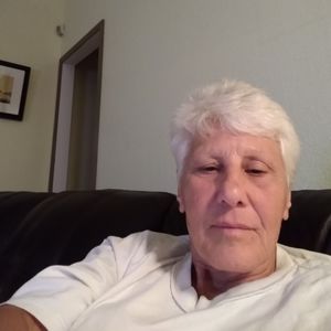 Meet your Posher, Lucy